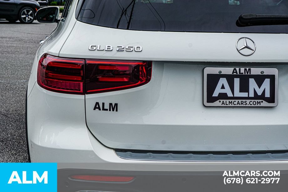 Used 2024 Mercedes-Benz GLB 250 image 12