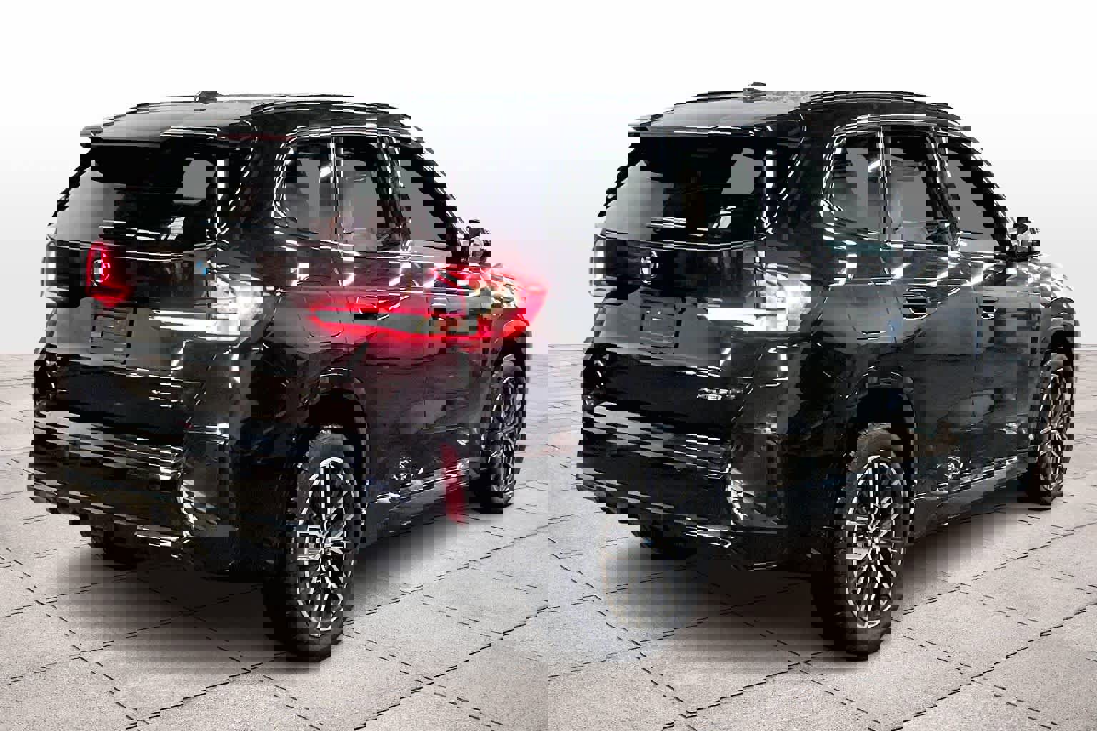 Used 2023 BMW X1 xDrive28i w/ Premium Package image 15