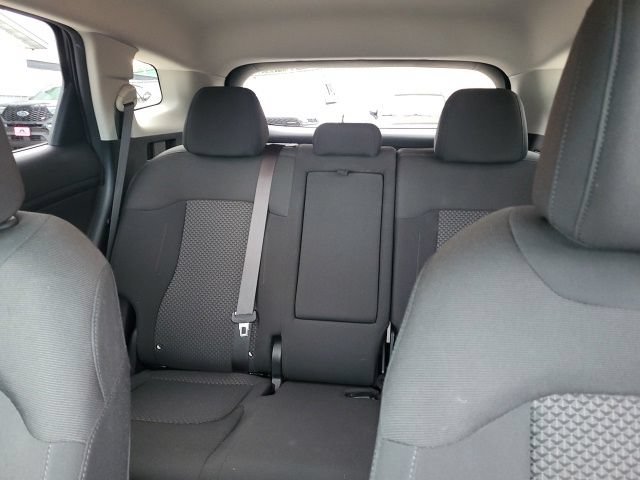 Used 2023 Kia Sportage LX FWD image 12