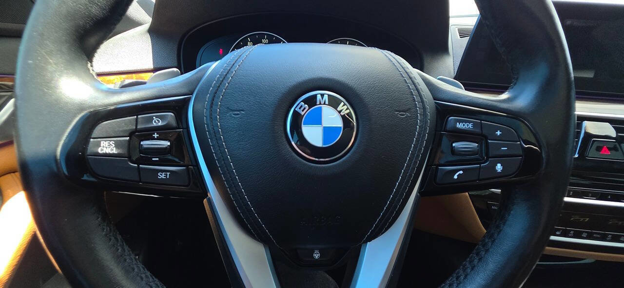Used 2017 BMW 530i xDrive AWD/4WD image 30