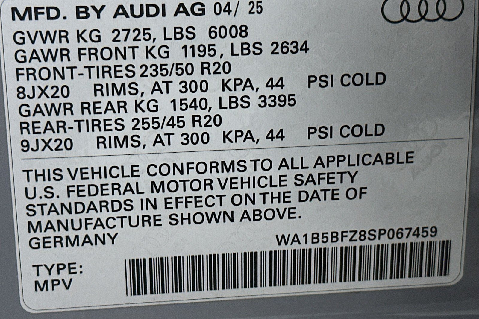 Used 2025 Audi Q4 e-tron Premium Plus w/ Premium Plus RWD image 23