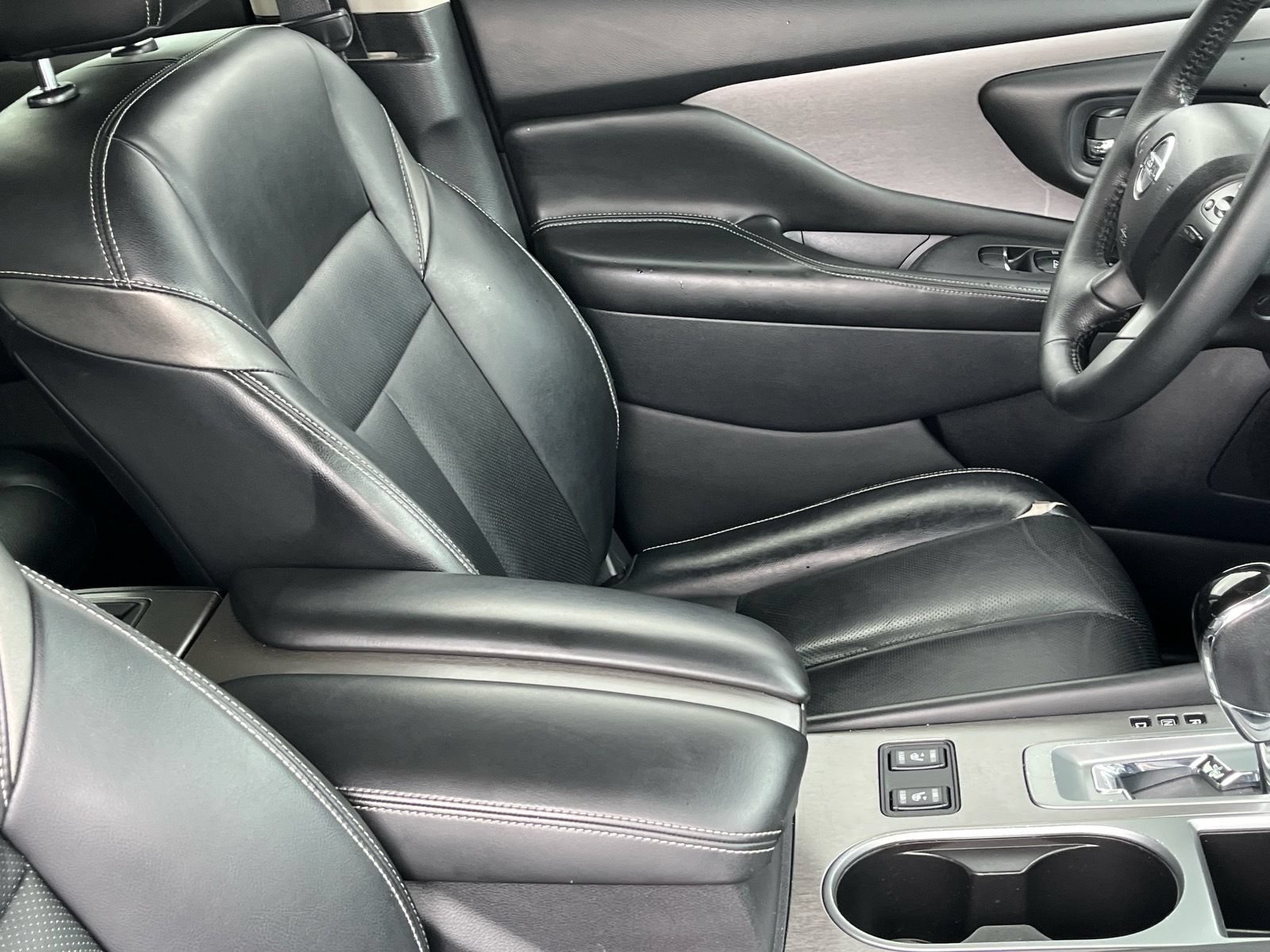 Used 2019 Nissan Murano SL w/ SL Technology Package FWD image 10