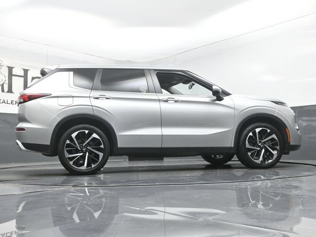 Used 2024 Mitsubishi Outlander SE FWD image 59