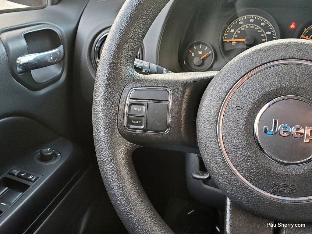 Used 2015 Jeep Compass Sport w/ Power Value Group image 23