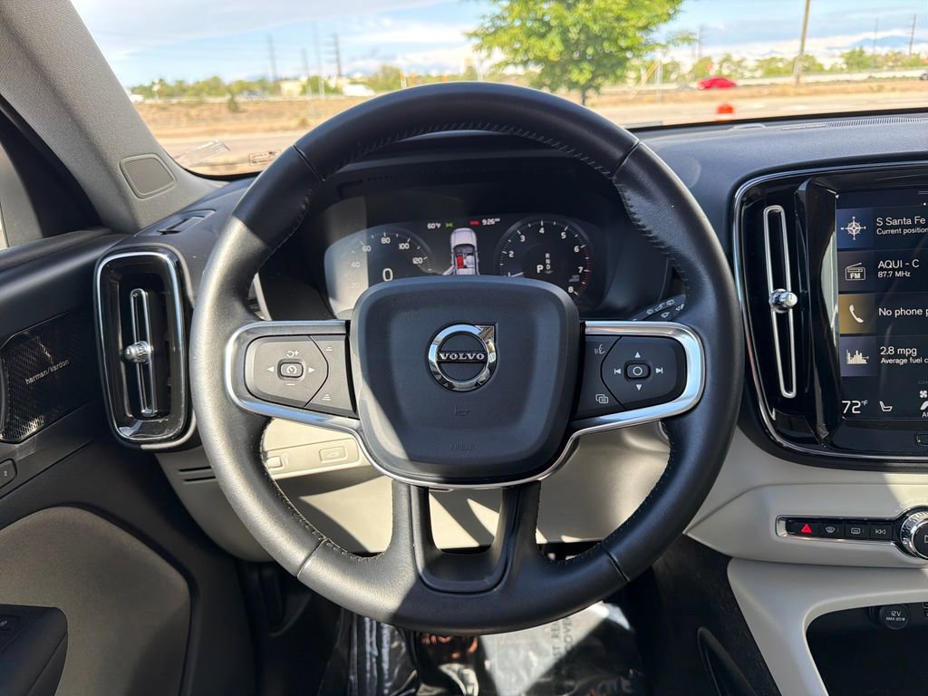 Used 2020 Volvo XC40 T5 Inscription w/ Protection Package Premier AWD/4WD image 15