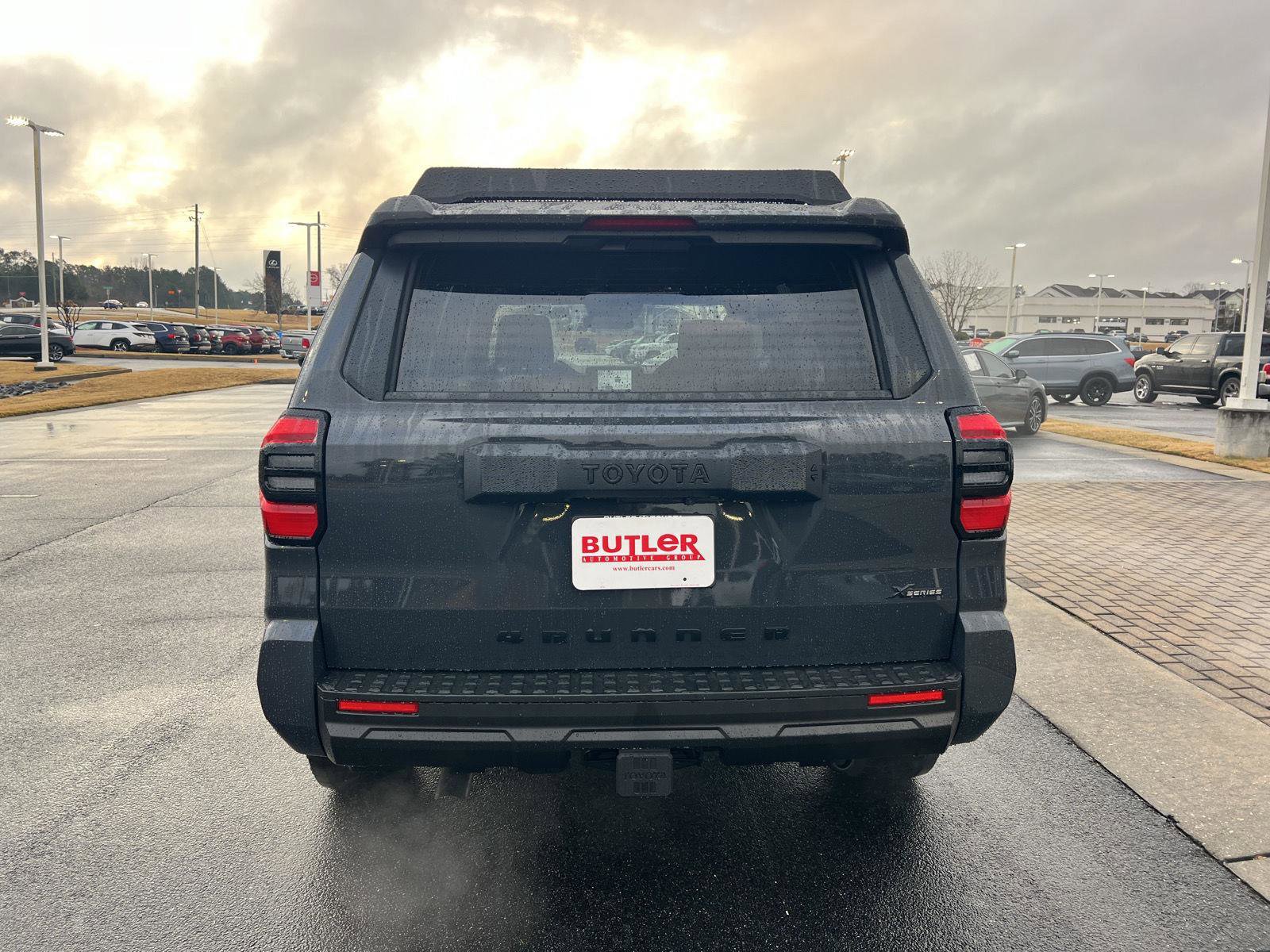 New 2026 Toyota 4Runner SR5 image 2