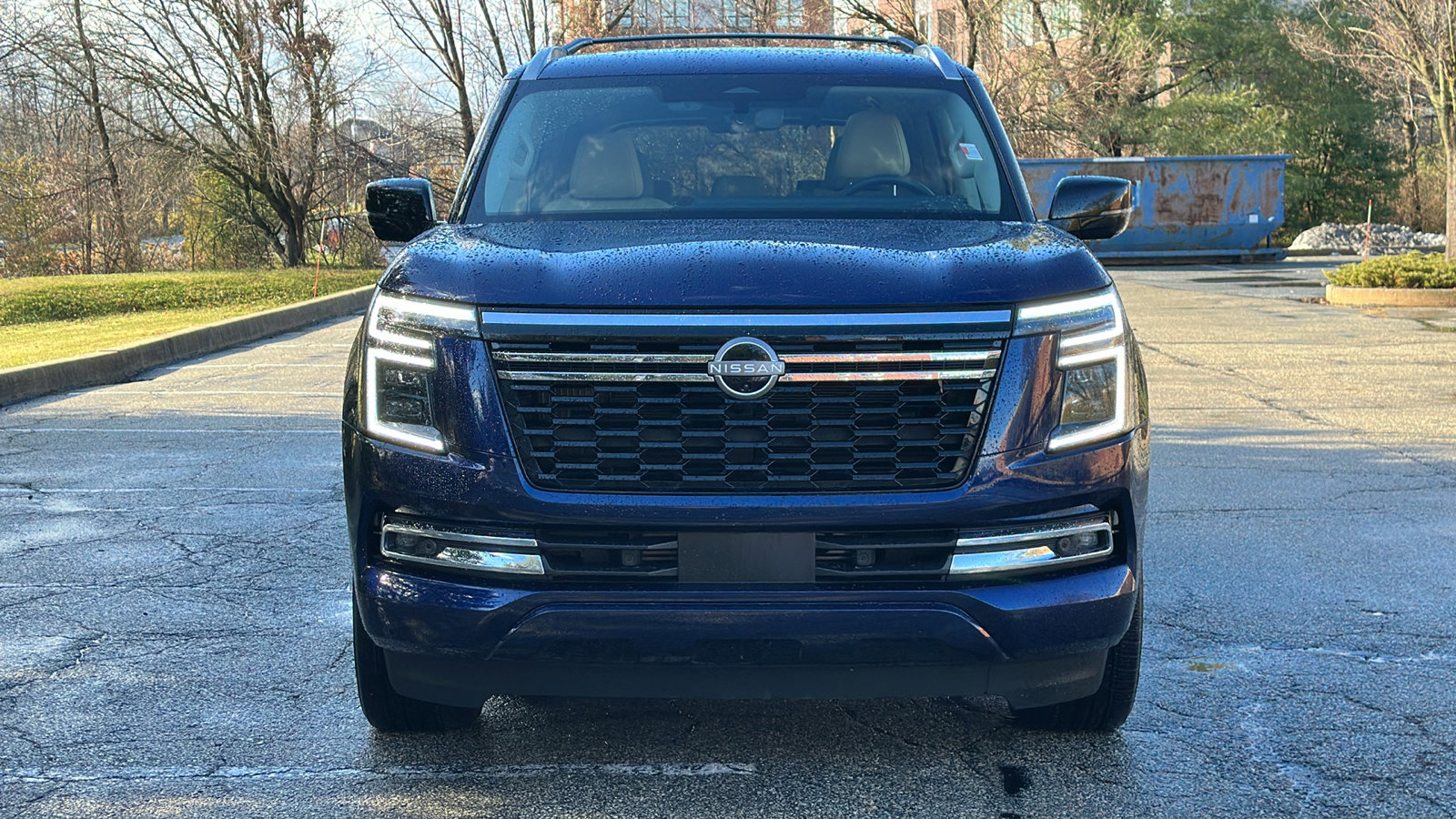 Certified 2025 Nissan Armada Platinum Reserve image 3