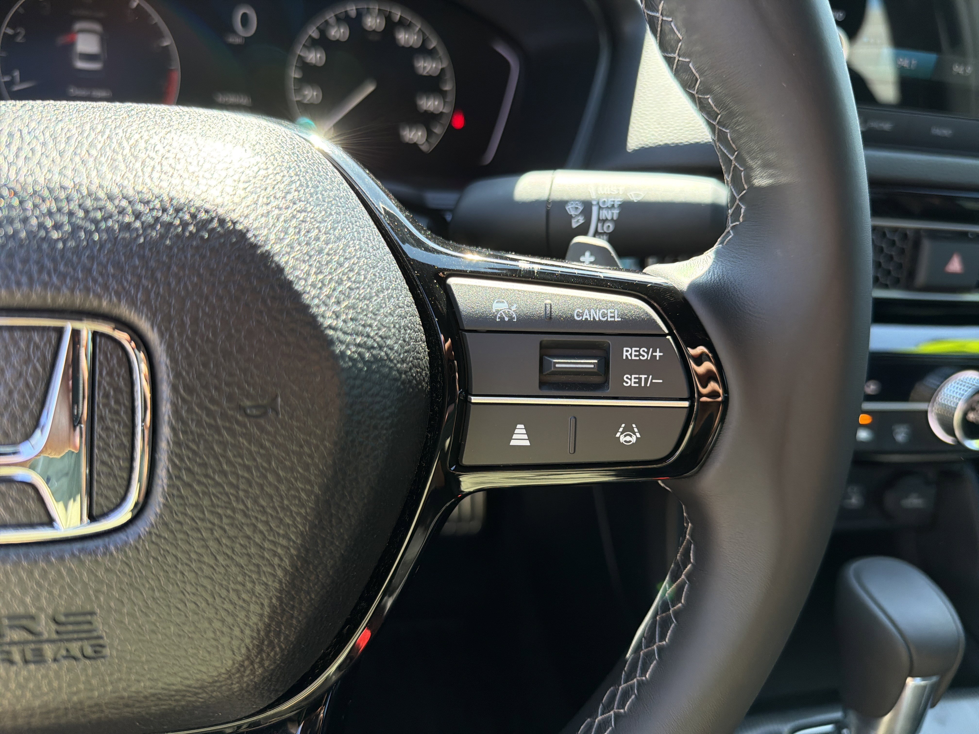 Used 2025 Honda Civic Sport image 11