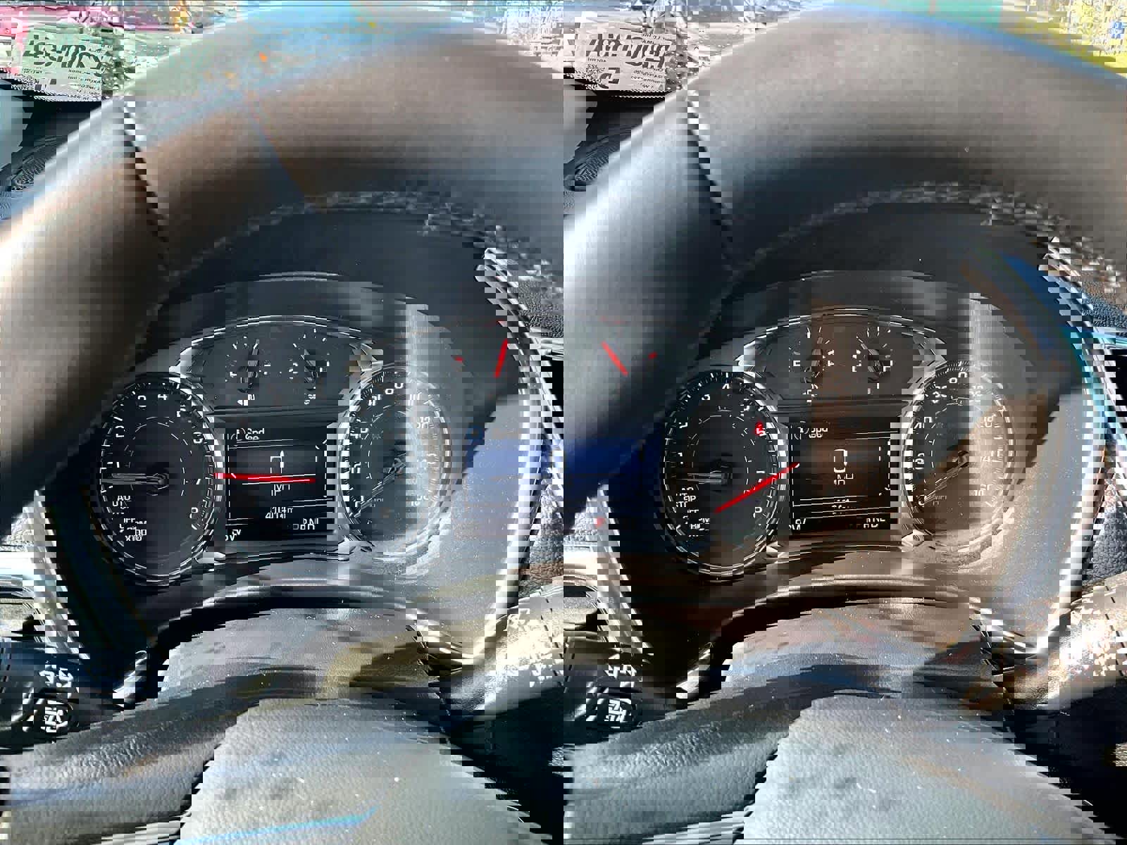 Used 2024 Chevrolet Equinox LT image 25