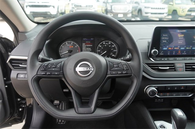 Used 2025 Nissan Altima 2.5 S image 23