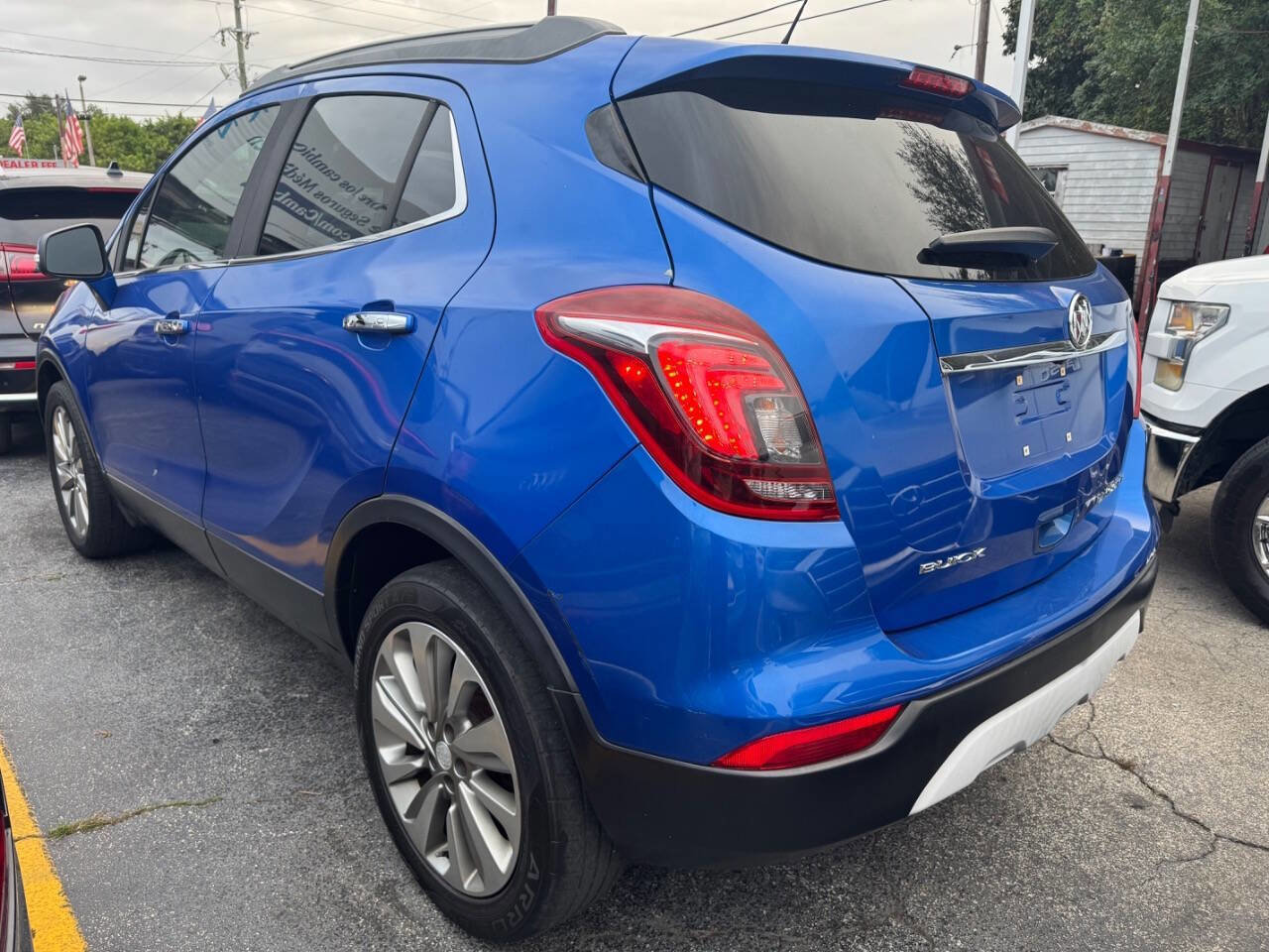 Used 2017 Buick Encore Preferred FWD image 3