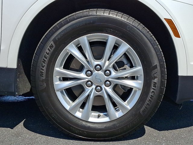 Used 2023 Cadillac XT5 Luxury w/ LPO, Premium Carpet Package AWD/4WD image 8