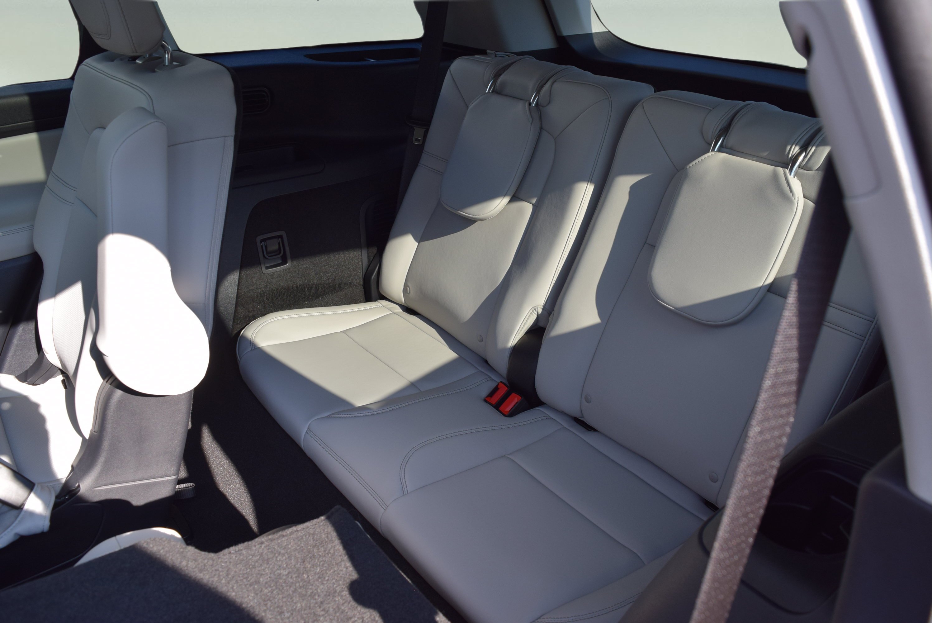 Used 2025 Lincoln Aviator AWD image 9