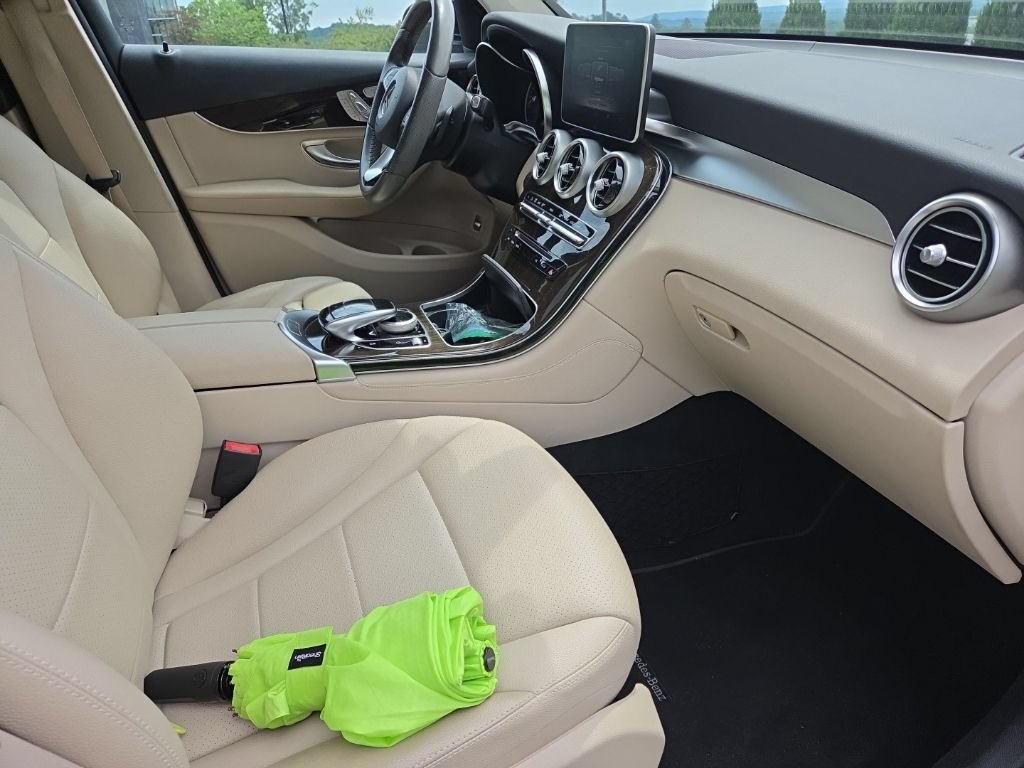 Used 2016 Mercedes-Benz GLC 300 image 12