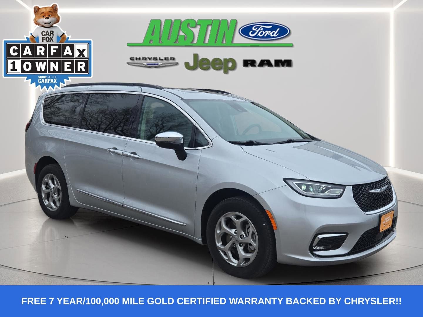 Used 2023 Chrysler Pacifica Limited w/ Trailer Tow Group image 15