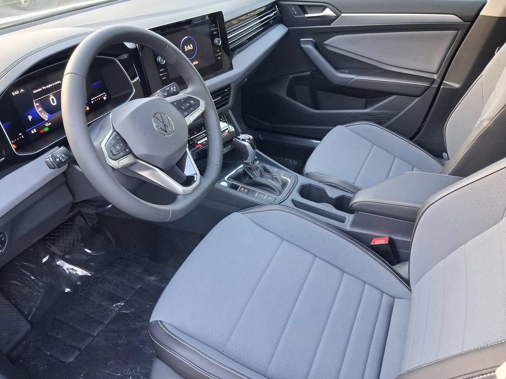 New 2026 Volkswagen Jetta SE FWD image 7