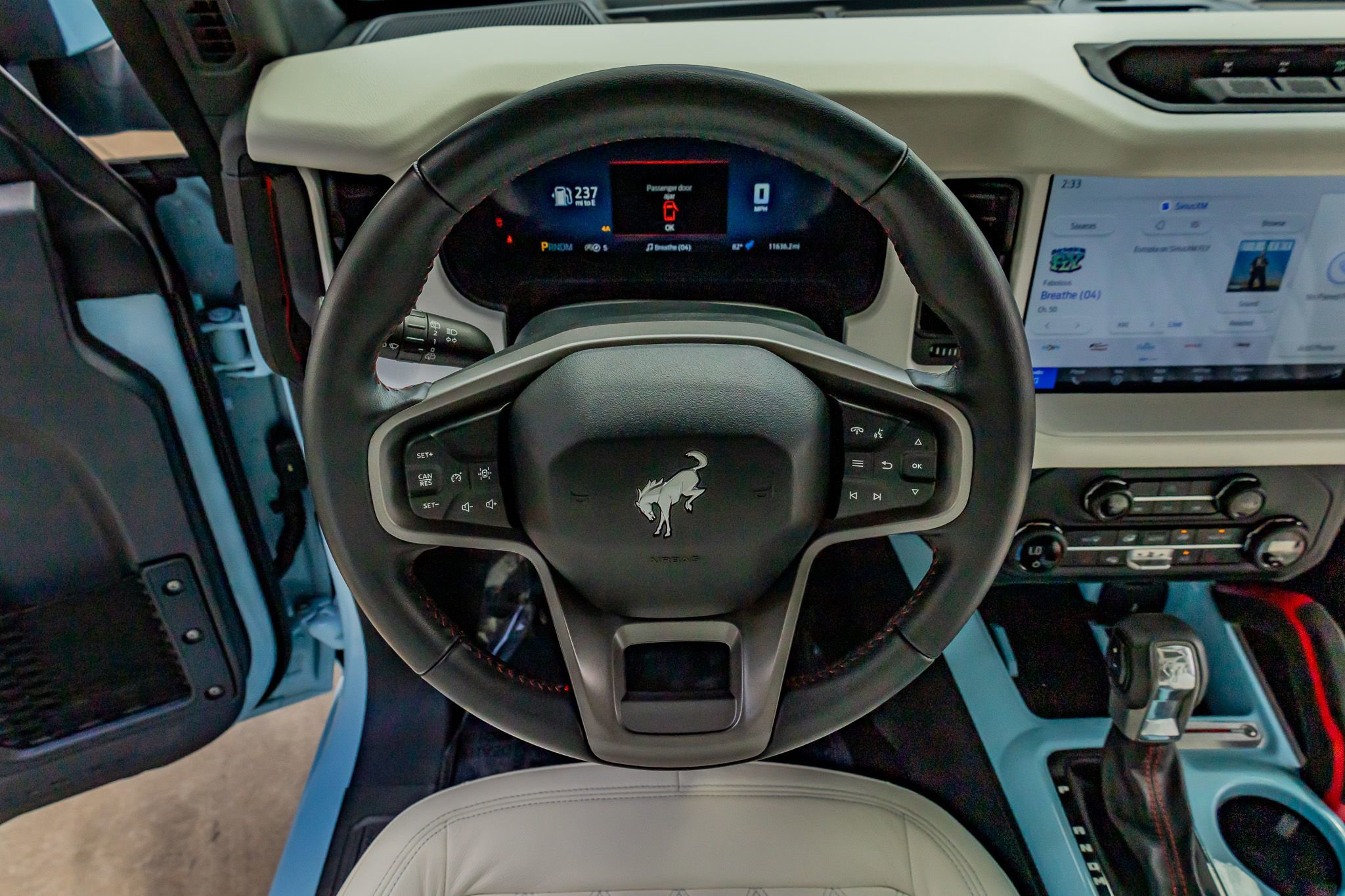 Used 2025 Ford Bronco Heritage Edition image 18