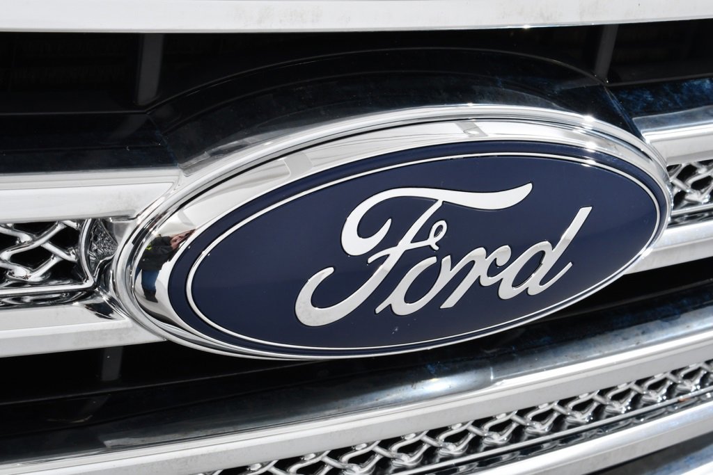 Used 2014 Ford F150 Lariat w/ Equipment Group 502A Luxury image 20