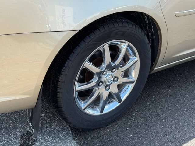 Used 2006 Buick Lucerne CXL w/ Luxury Package FWD image 34