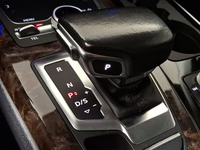 Used 2018 Audi Q7 3.0T Premium Plus image 18