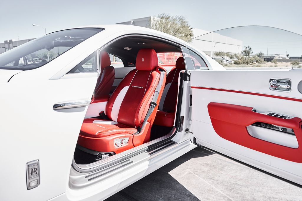 Used 2020 Rolls-Royce Wraith RWD image 26