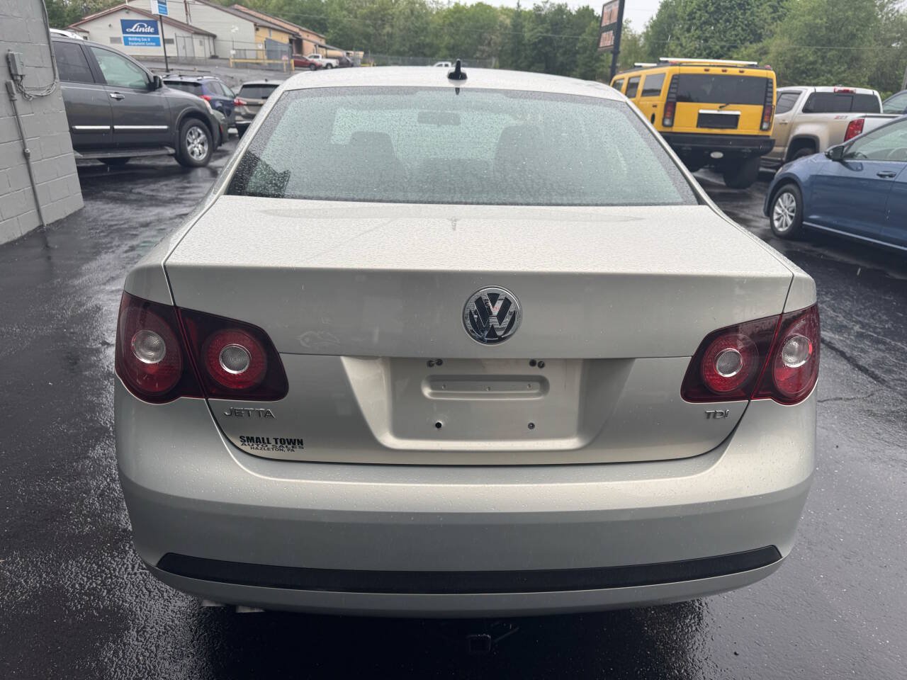 Used 2010 Volkswagen Jetta TDI FWD image 7