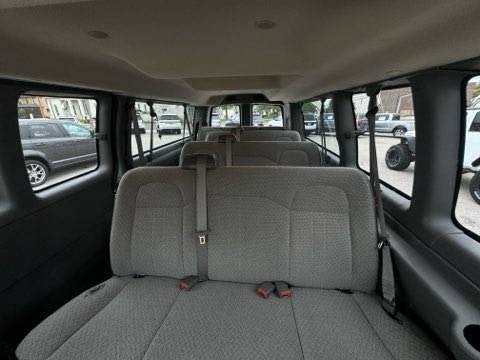 Used 2025 Chevrolet Express 3500 LT w/ LT Preferred Equipment Group RWD image 22