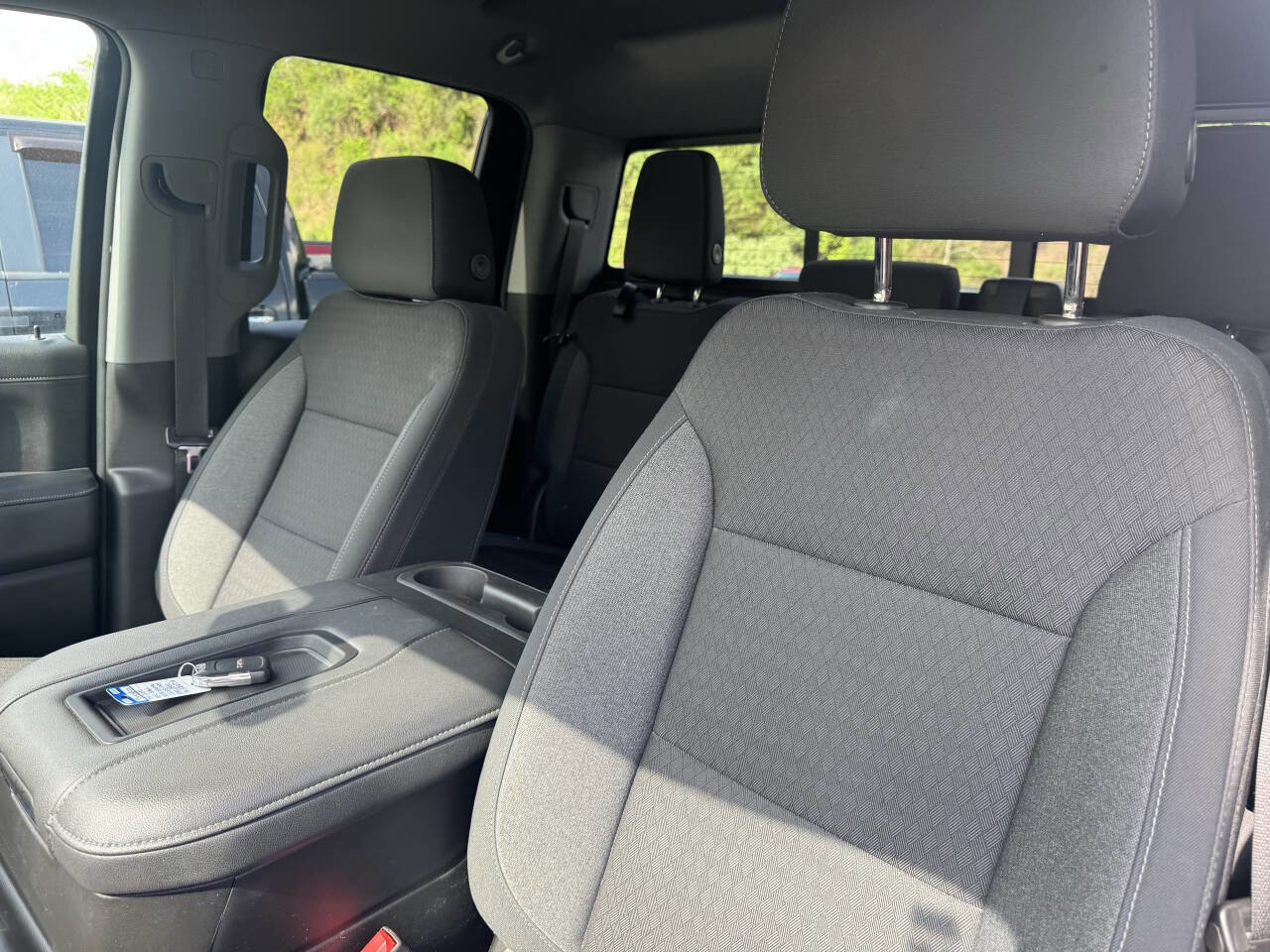 Used 2021 GMC Sierra 1500 Elevation w/ Preferred Package image 11