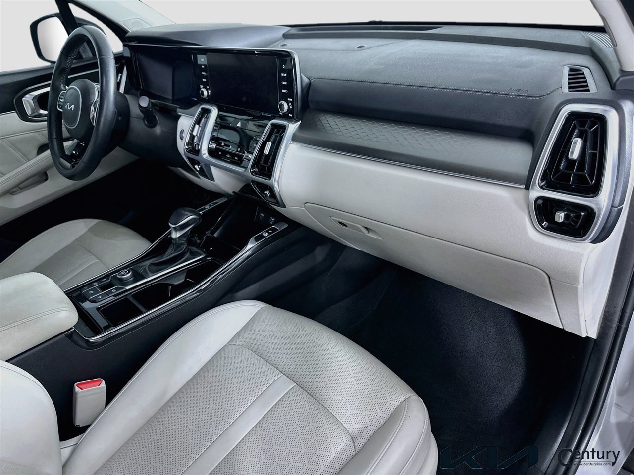 Certified 2023 Kia Sorento SX FWD image 29