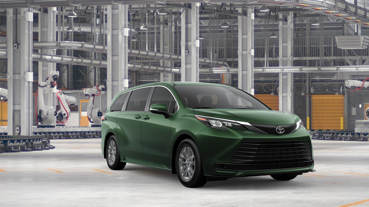 New 2026 Toyota Sienna LE image 15