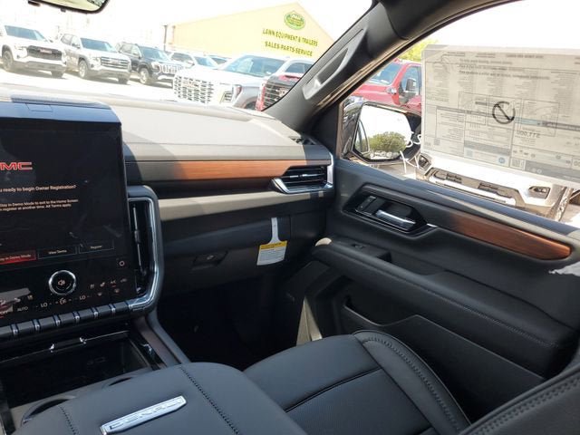 New 2026 GMC Yukon Denali w/ Denali Reserve Package AWD/4WD image 15