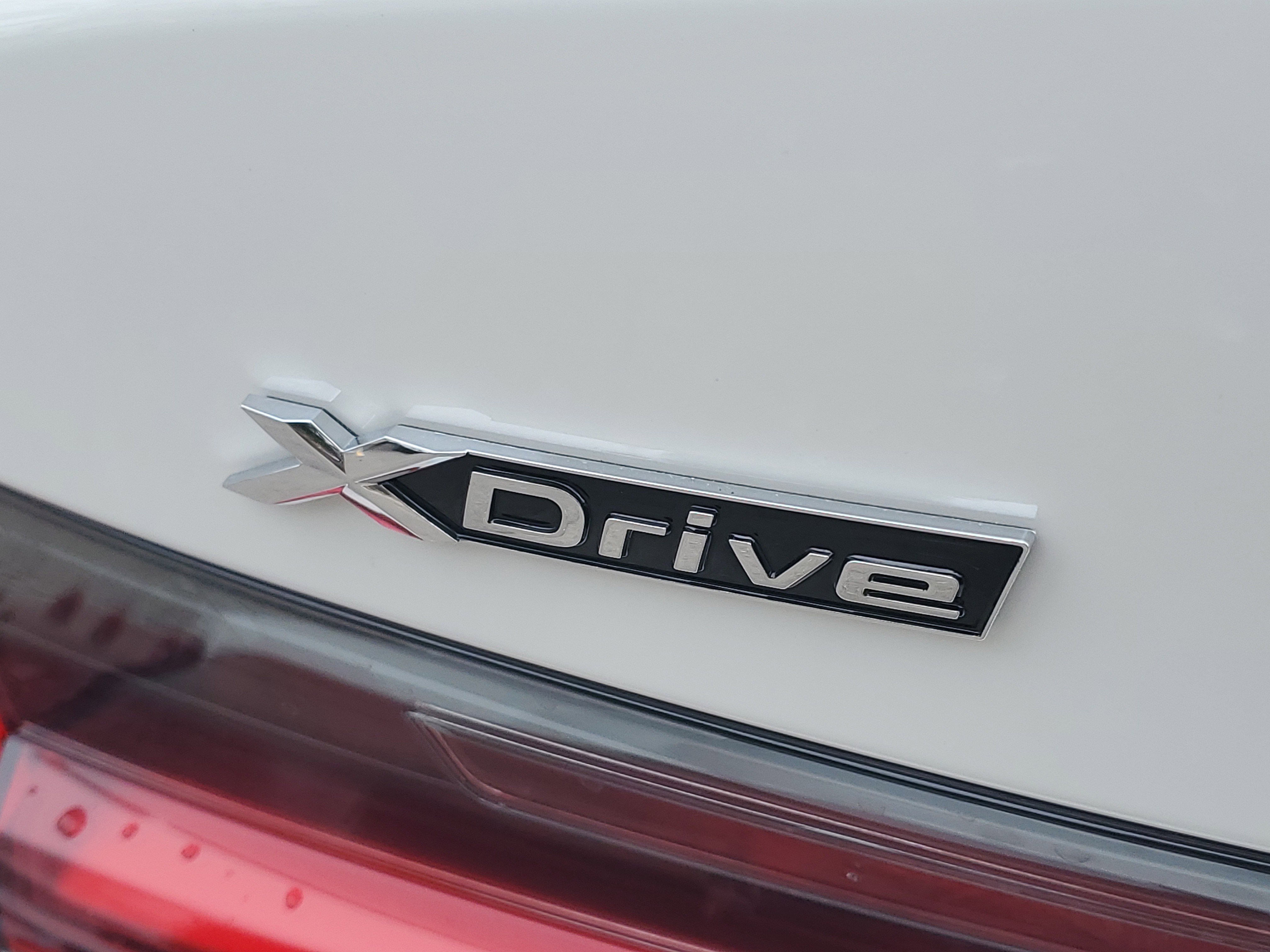 New 2026 BMW 330i xDrive Sedan w/ Premium Package image 29