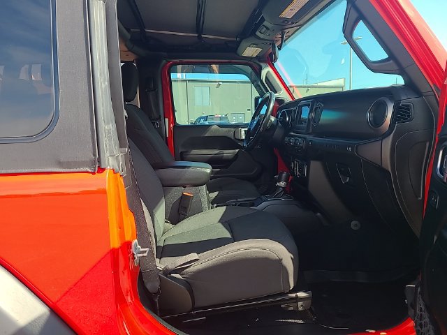 Used 2020 Jeep Wrangler Sport AWD/4WD image 26