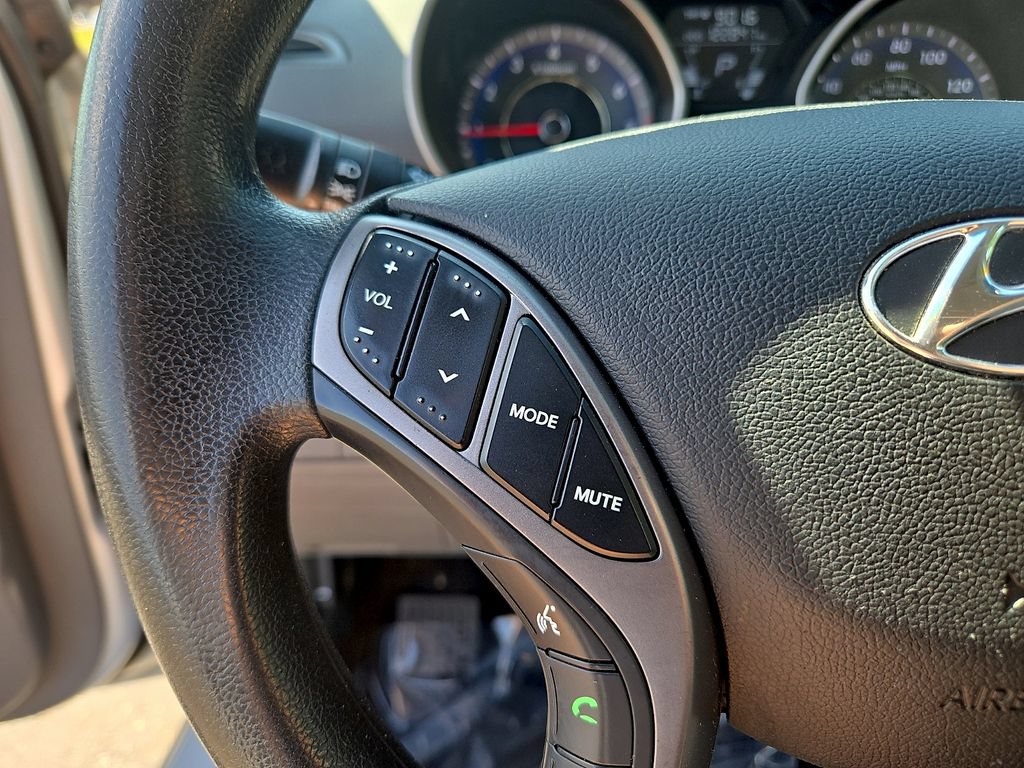 Used 2013 Hyundai Elantra GLS w/ Preferred Pkg FWD image 24