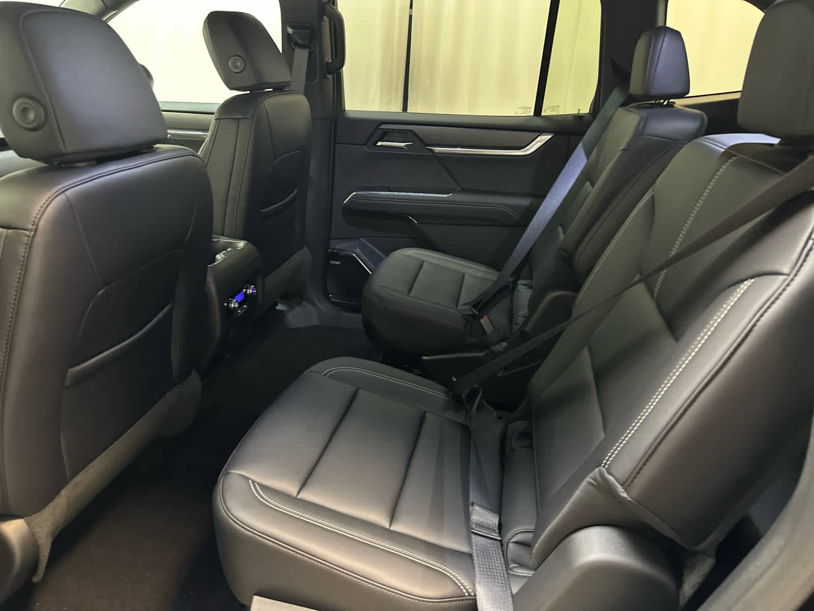 New 2026 GMC Acadia Elevation w/ Elevation Premium Package image 6