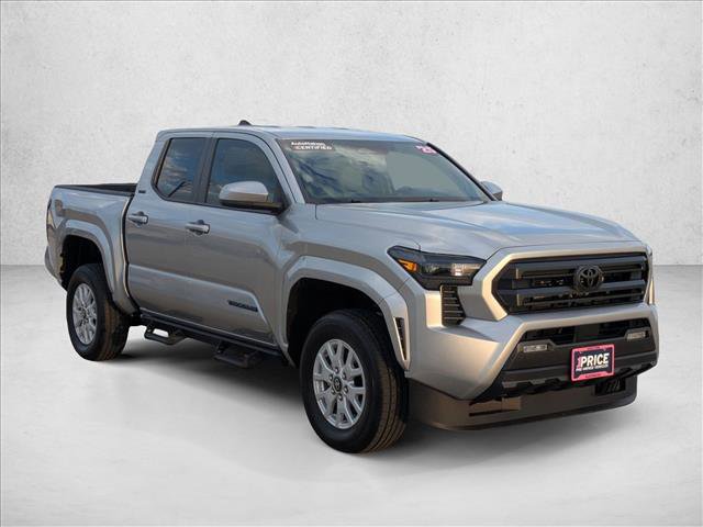 Used 2025 Toyota Tacoma SR5 image 3