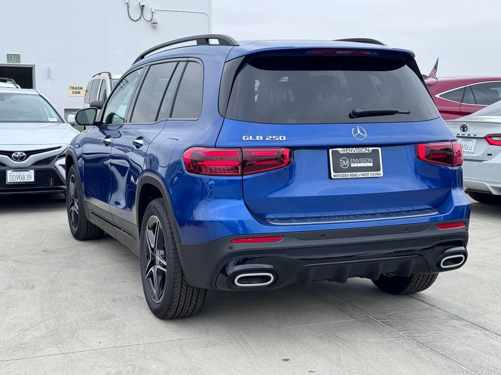 New 2024 Mercedes-Benz GLB 250 image 10
