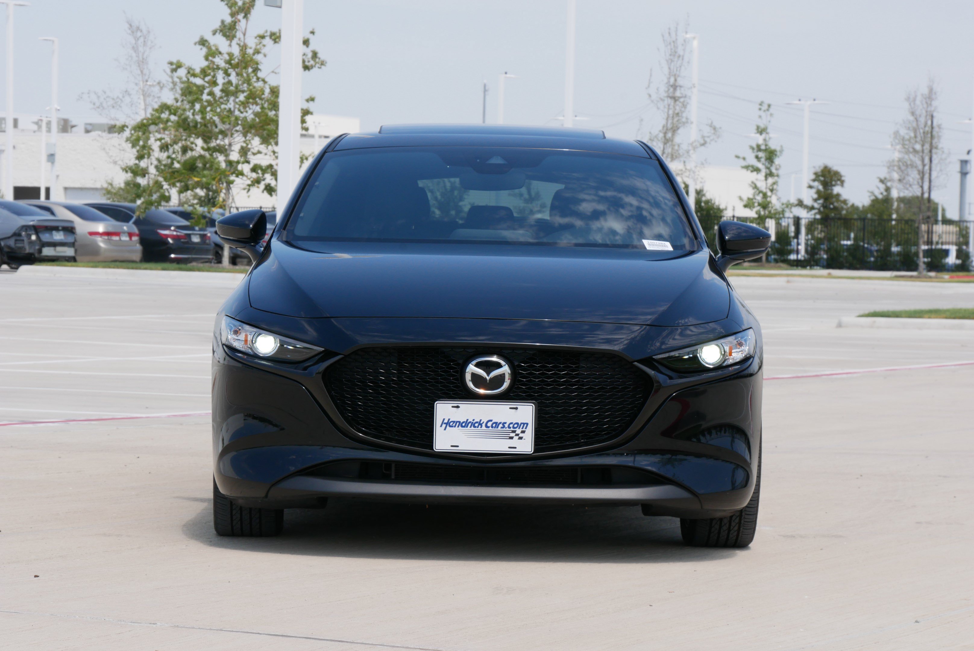 Used 2022 MAZDA MAZDA3 s FWD image 3