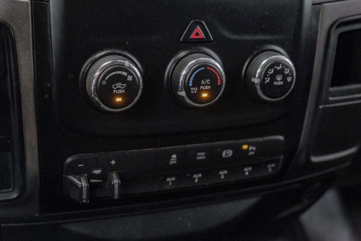 Used 2014 RAM 2500 Tradesman w/ Chrome Appearance Group image 24