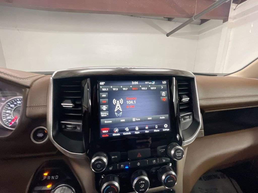 Used 2020 RAM 1500 Laramie image 13
