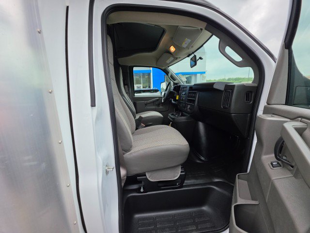 New 2026 Chevrolet Express 3500 RWD image 12