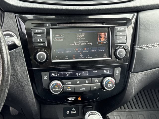 Used 2018 Nissan Rogue SL w/ Premium Package AWD/4WD image 17