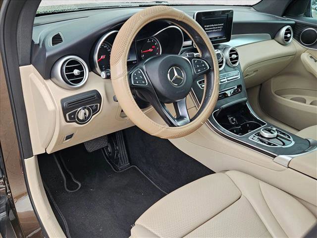 Used 2018 Mercedes-Benz GLC 300 image 9