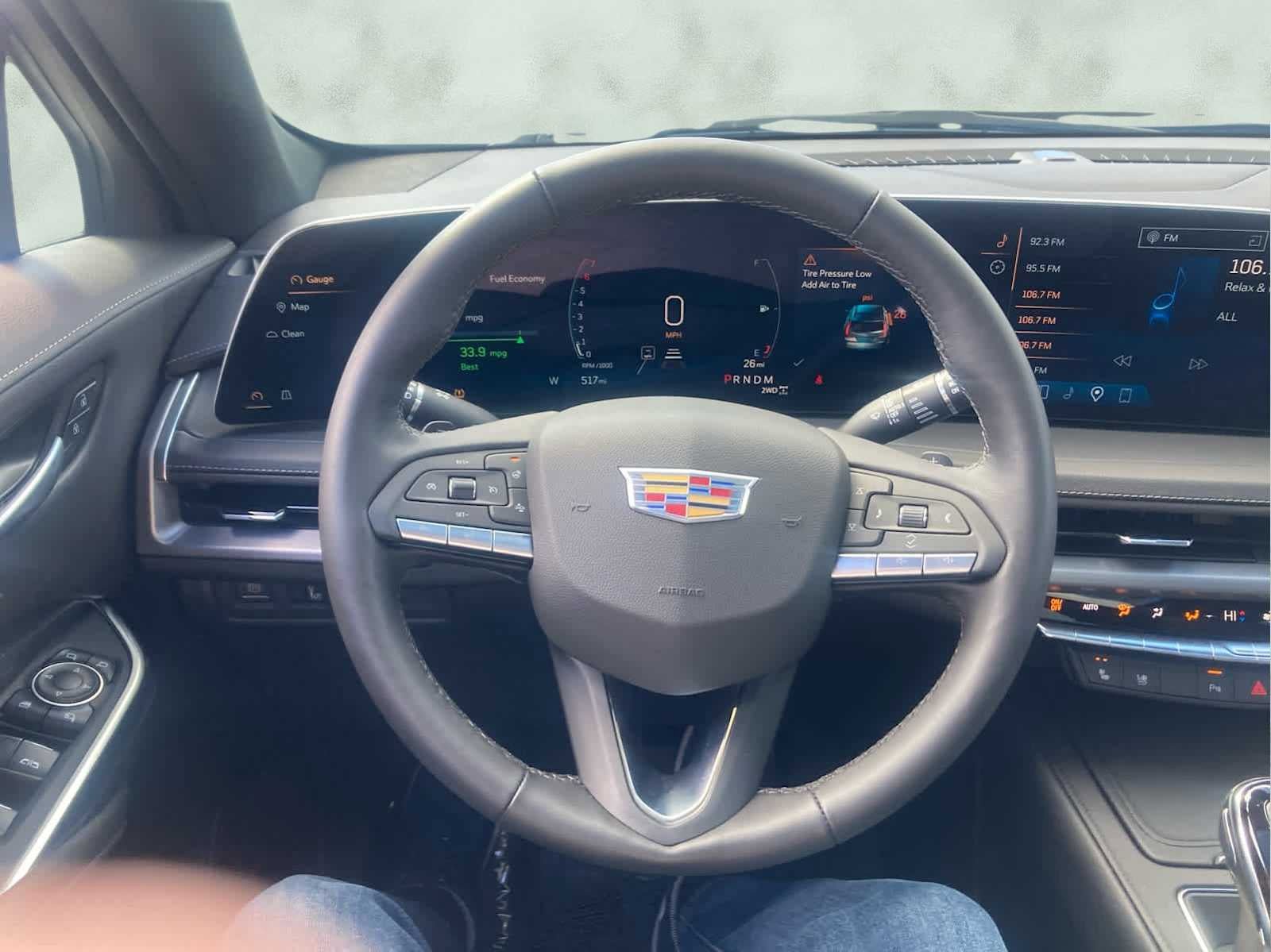 Used 2025 Cadillac XT4 Premium Luxury image 20