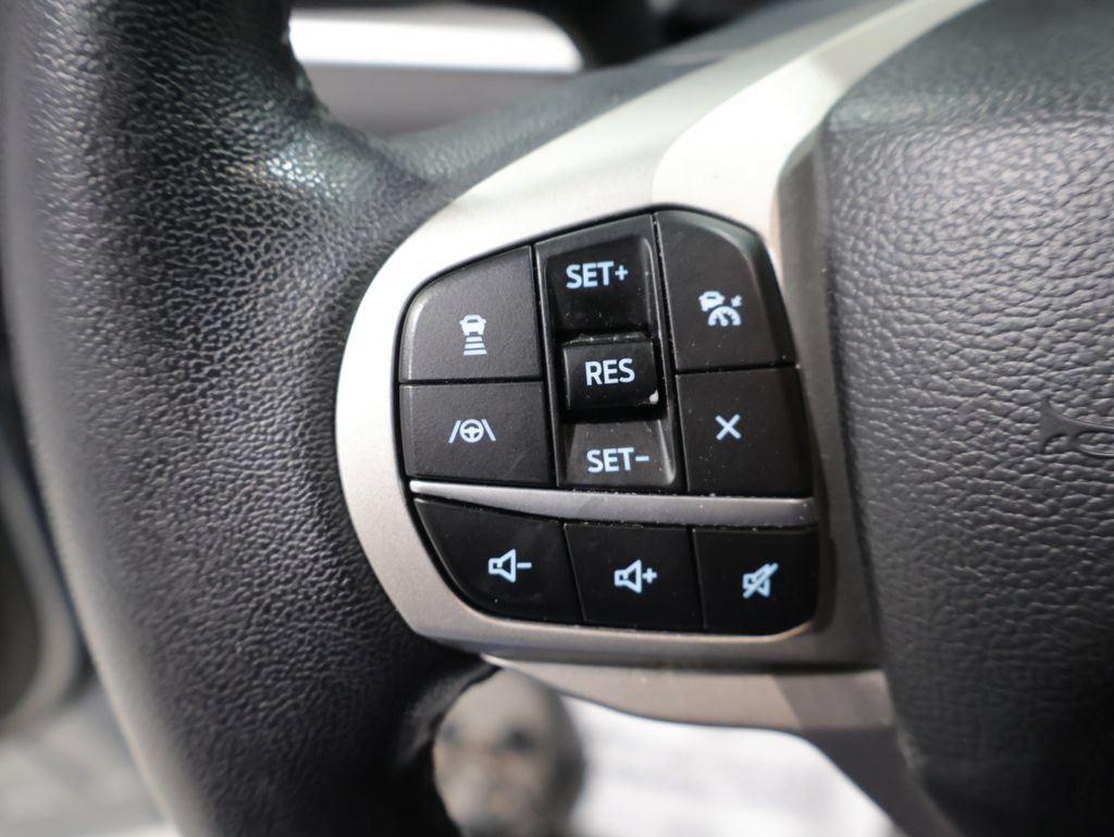 Used 2022 Ford Explorer XLT AWD/4WD image 35