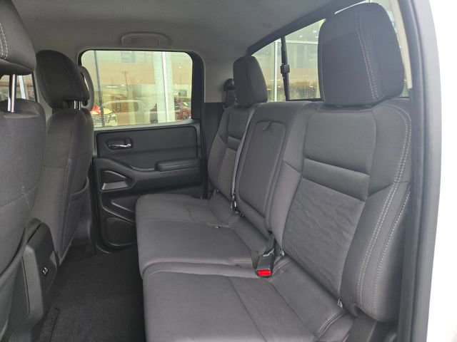 Used 2022 Nissan Frontier SV image 17