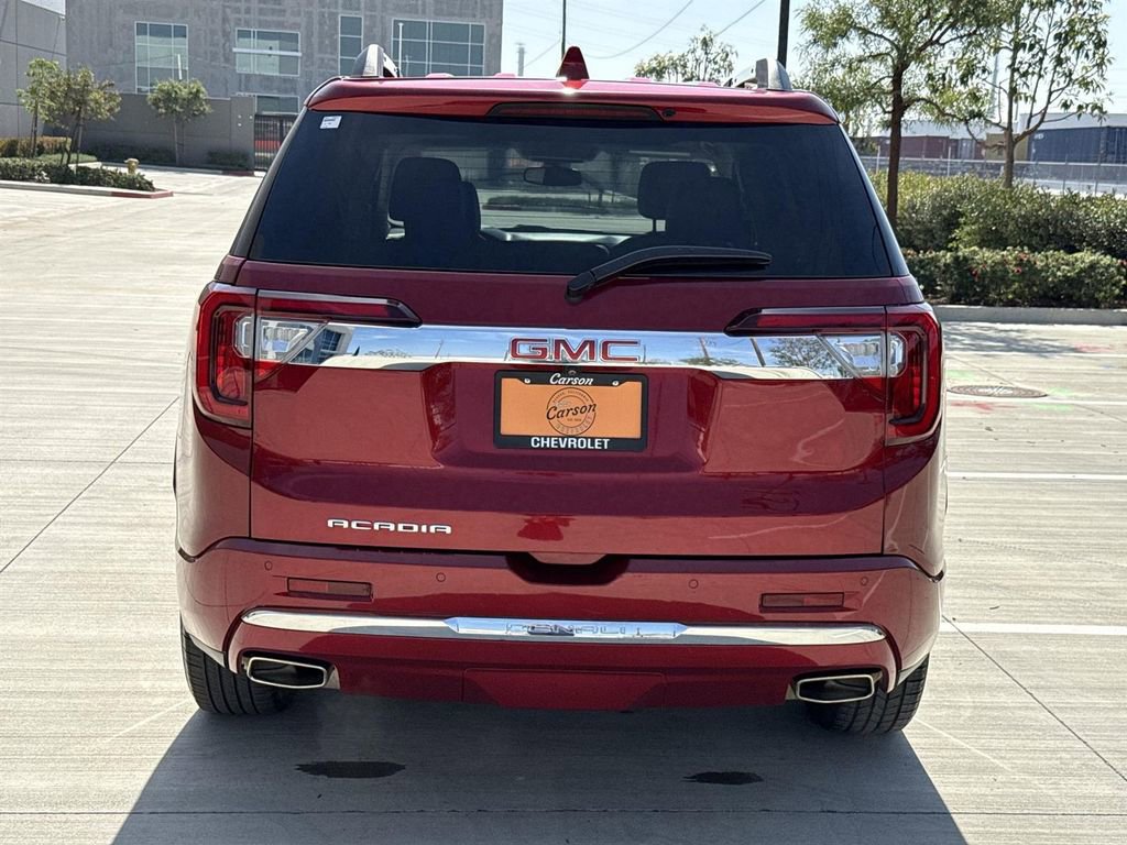 Used 2023 GMC Acadia Denali FWD image 4