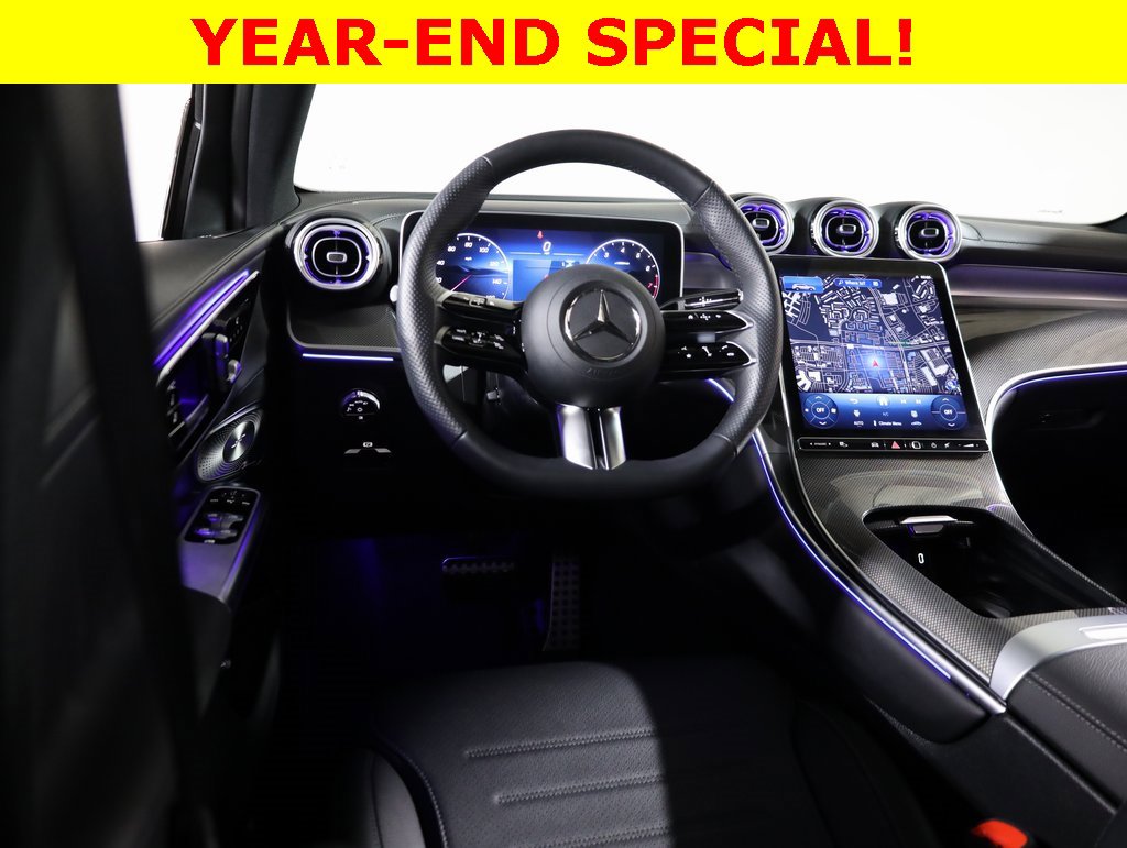 Used 2025 Mercedes-Benz GLC 300 4MATIC image 32