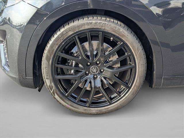 Used 2022 Maserati Levante Modena AWD/4WD image 26