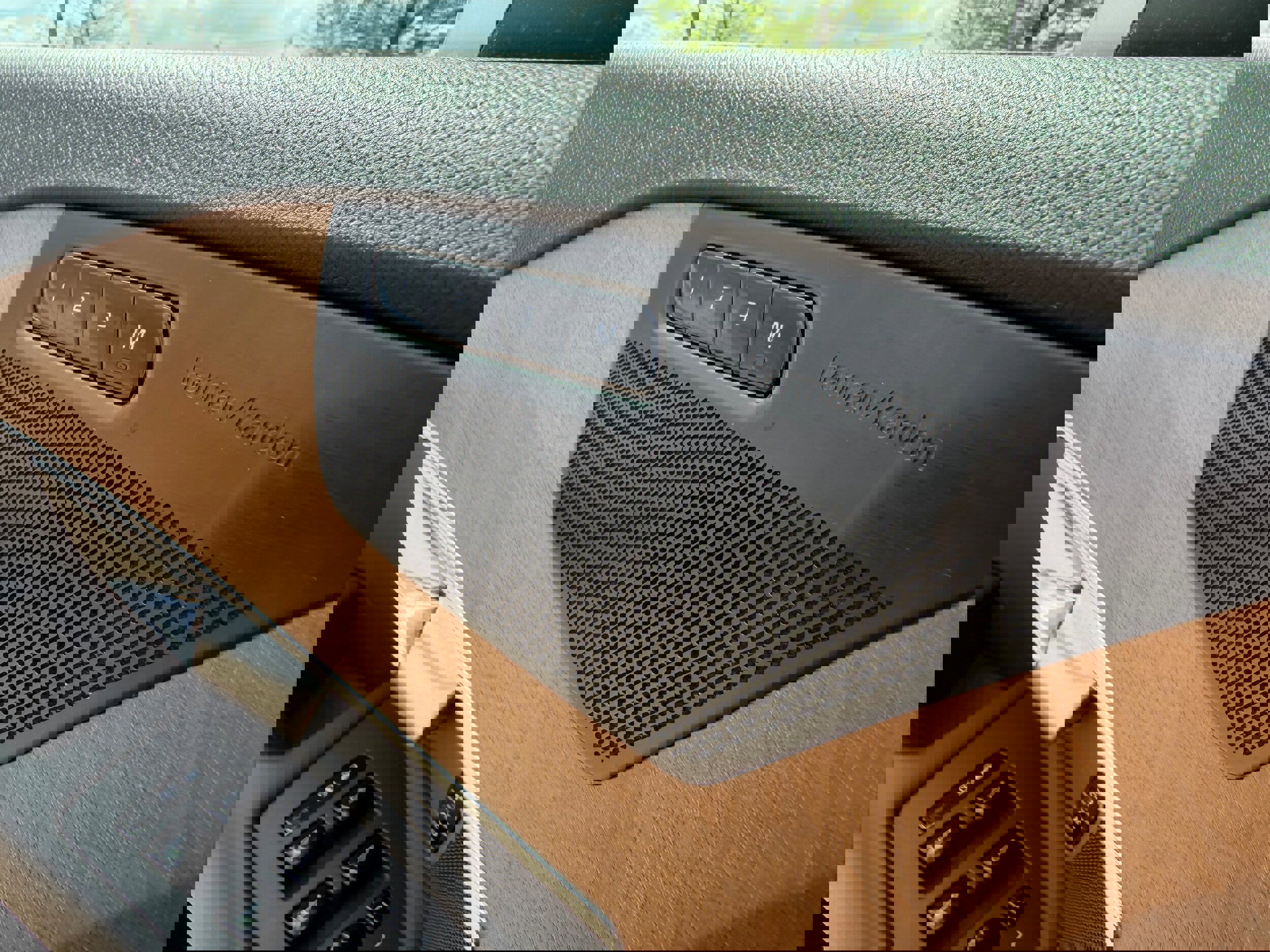 Certified 2024 Volvo XC90 T8 Plus w/ Protection Package Premier image 24